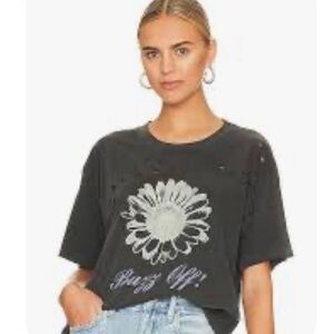 Daydreamer distressed merch tee NWOT